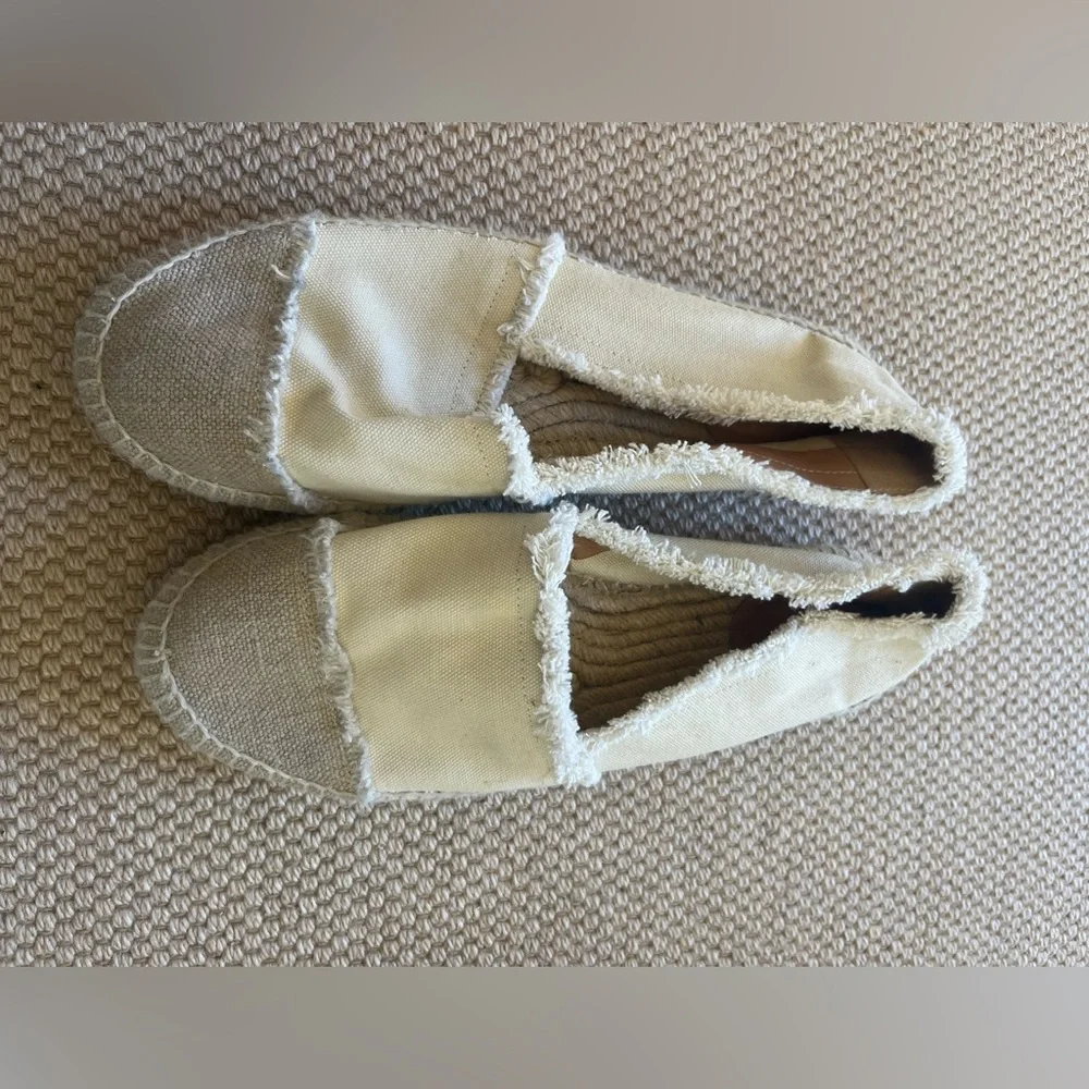 Castaner Fringe Espadrilles size 40 - Picture 2 of 7